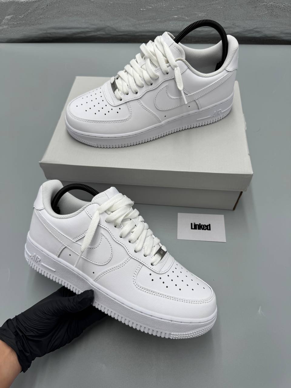 NIKE AIR FORCE 1 WHITE
