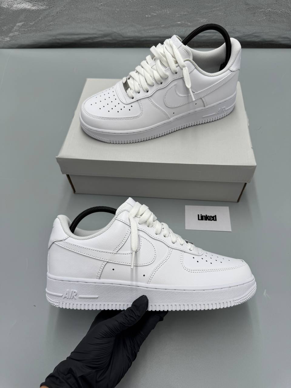 NIKE AIR FORCE 1 WHITE