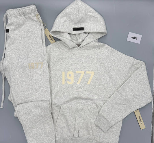 FEAR OF GOD / ESSENTIALS SS22 1977 LIGHT OATMEAL TRACKSUIT