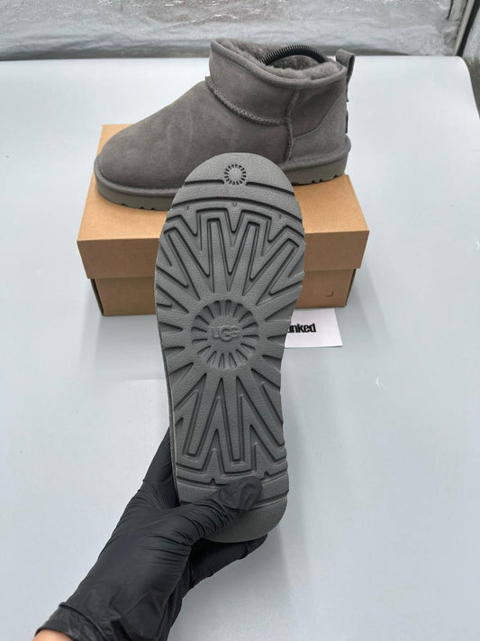 UGG ULTRA MINI BOOT GREY